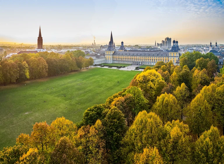 Hofgarten im Herbst