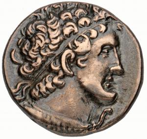 Münze Kleopatra III_Foto Robert Dylka.jpg