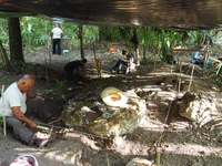 Grabungen in der Plaza Principal von Zapote Bobal